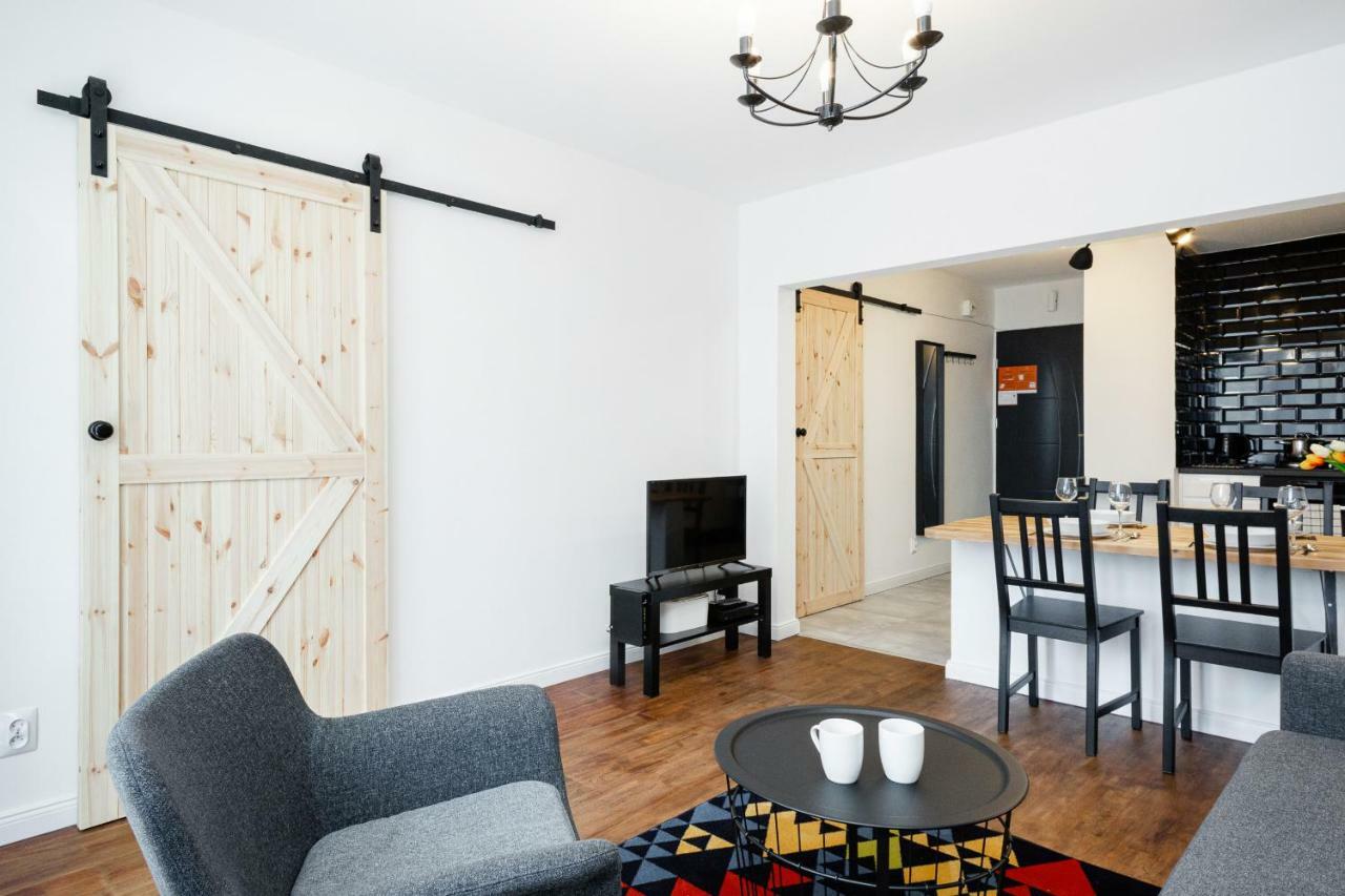 First Central Apartments By Noclegi Renters Varşovia Exterior foto
